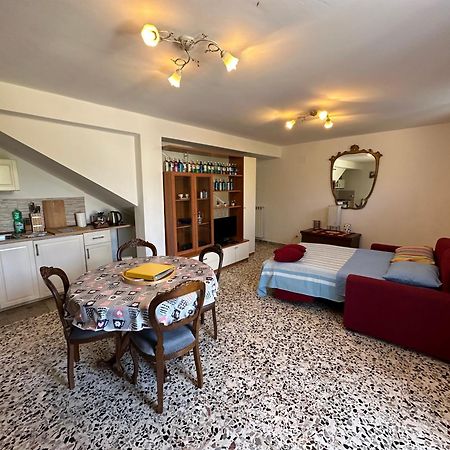Villa Vincenzo Di Meglio 巴拉诺迪斯基亚 外观 照片